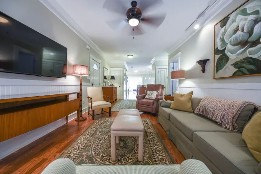 Close to UGA and 5 Points Area- Spacious, Open Plan on One-Level - Image 1