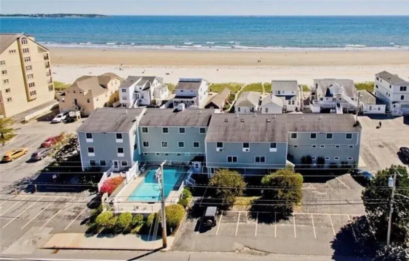 30 second walk to Beach, Outdoor Pool,  Easy Access 1st floor, Powdery Sand - Image 1