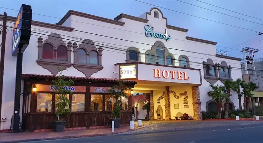 Hotel Cosmos Don Carlos - Image 1