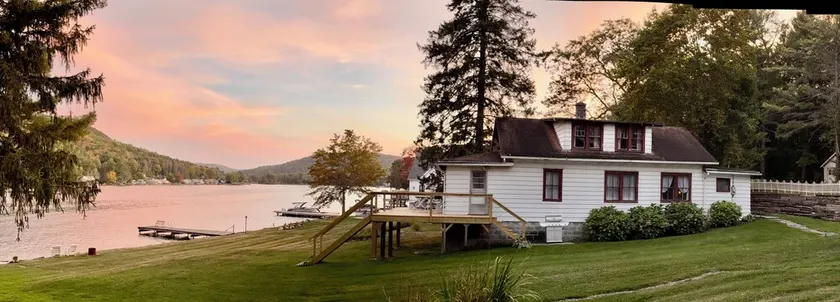 1920'erne Cuba Lake Cottage med 4 soveværelser og et badeværelse, stor gård og dock. - Image 1