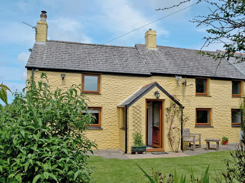 3 bedroom accommodation in Zelah, near Perranporth - Image 1