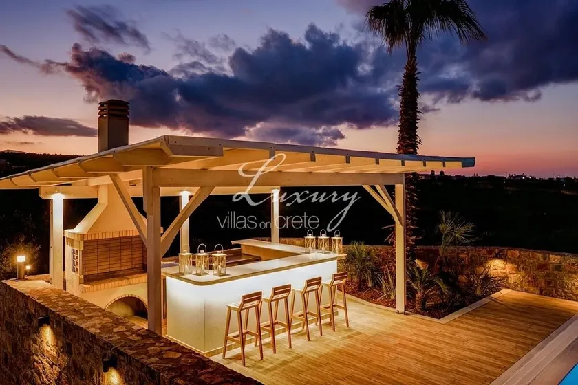 Villa Aquarius: Luxury 6-bedroom villa, sea view, 400m from the beach - Image 1