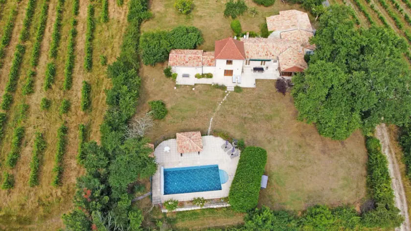 Au Coeur des vignes, private swimming pool - Image 1