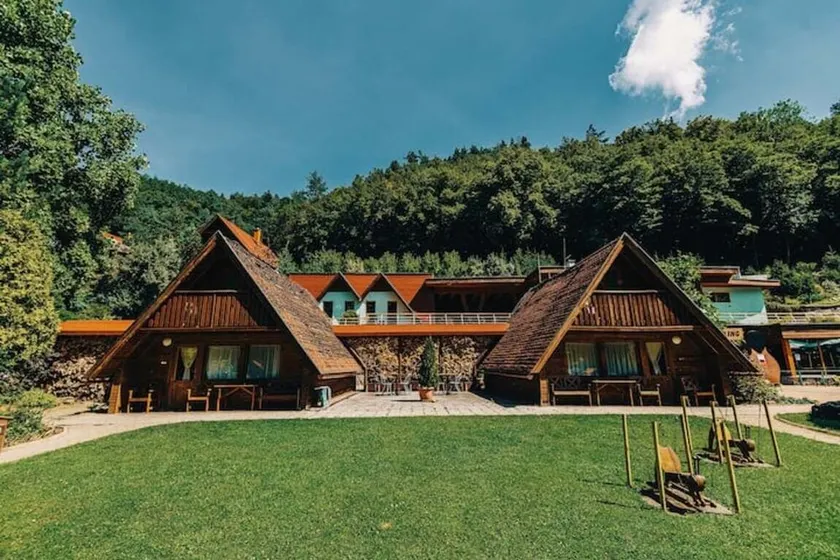Accommodation in a cottage within the sports resort - Image 1