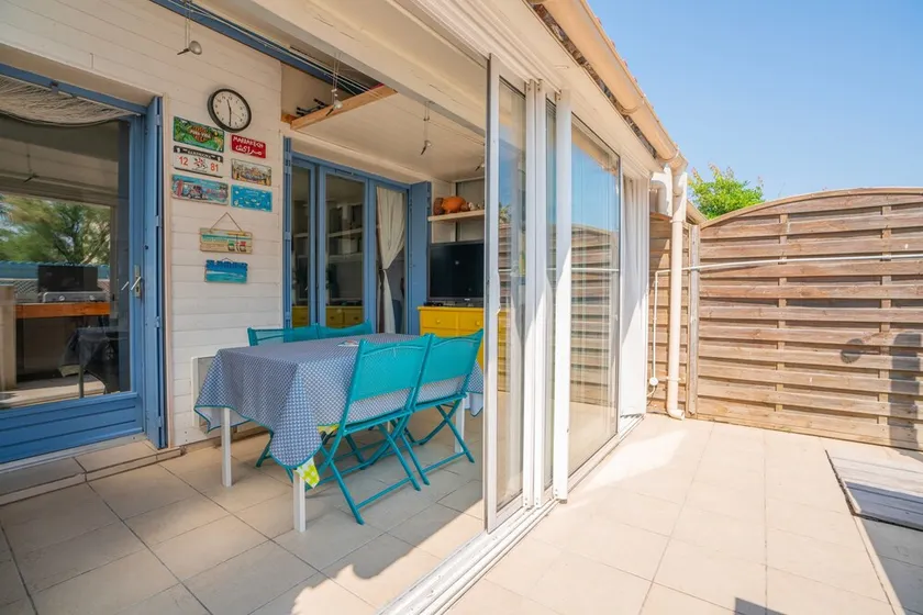2-Sterne Ferienwohnung \"Chez Domi résidence front de mer\" mit Terrassen und WLAN - Image 1