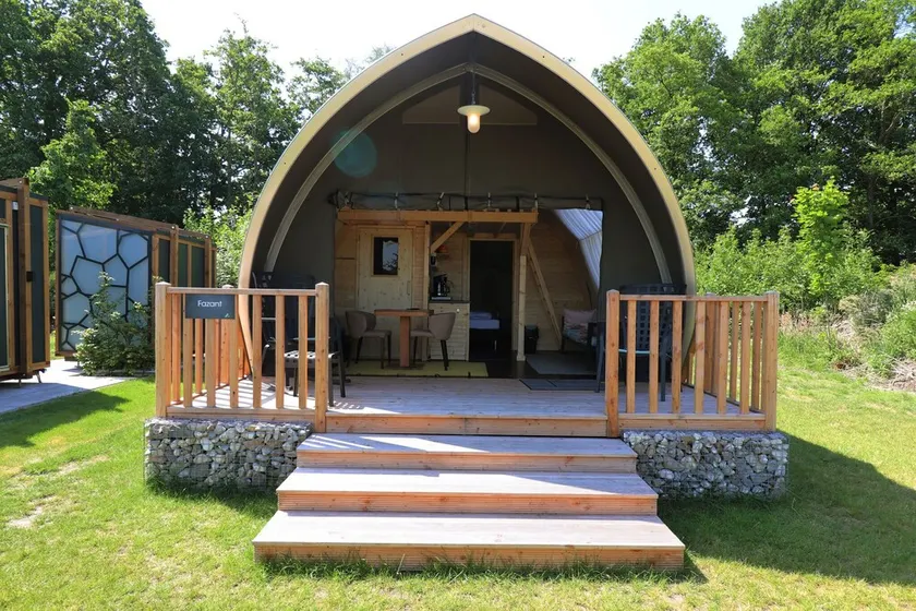 Romantic tent lodge in Dalerveen - Image 1