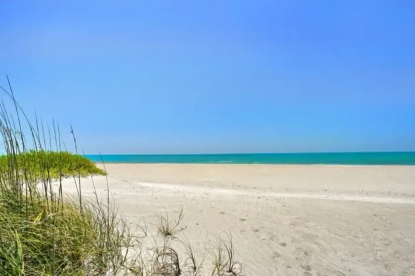 Gulf Home #56546 - Image 1