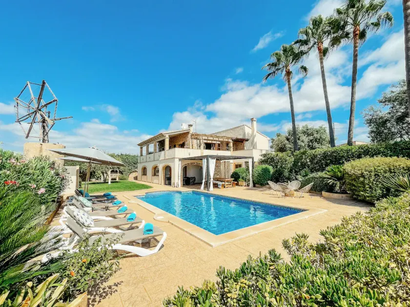 Charming finca with pool, historic mill, garden and near to the beach - Image 1