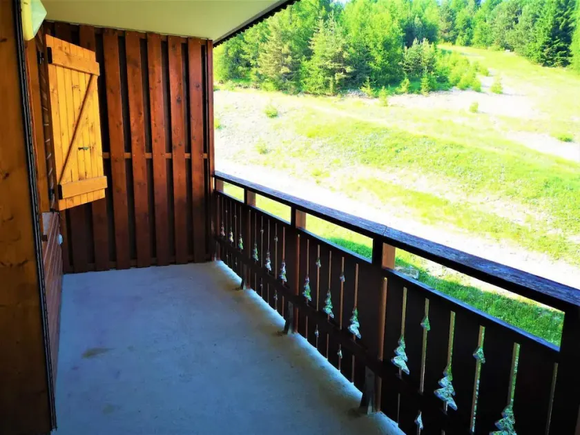 2nd floor, view mountain, balcony, tv, 30m², La Joue du Loup - Image 1