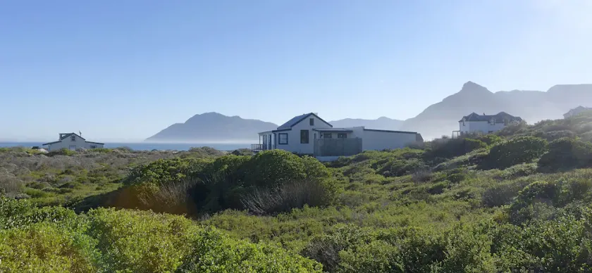Beach House located on the beach in secure private eco estate - Image 1