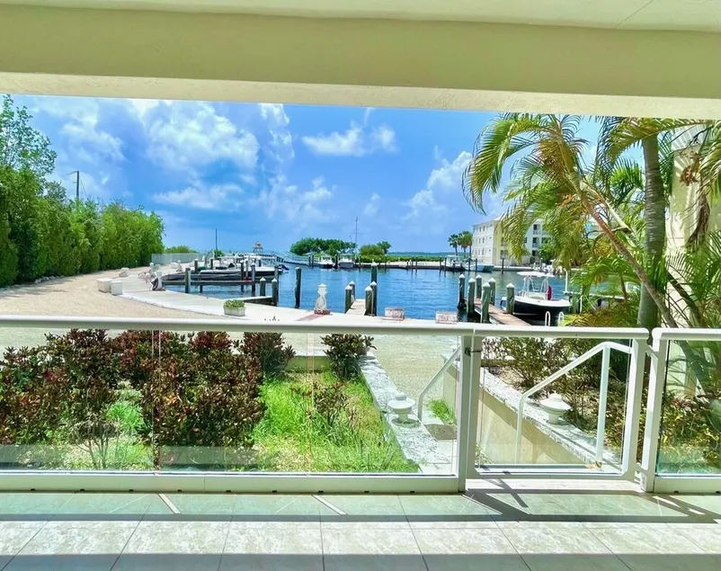 EXPERIENCE OUR UNIQUE OCEAN VIEW RESORT STYLE PROPERTY LOCATED IN KEY LARGO! - Image 1
