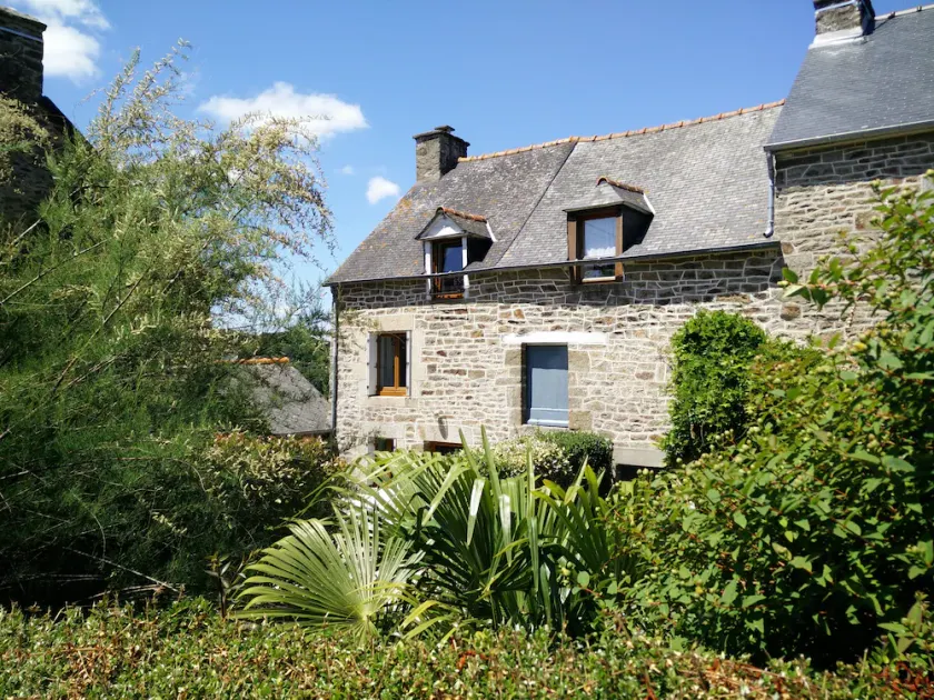 Gîte au calme, bord de Rance, SPA, Proche Dinan St Malo Mont Saint Michel - Image 1