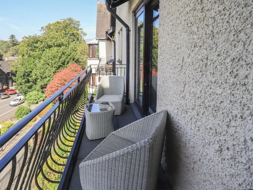 ROMNEY GRANGE, family friendly, luxury holiday cottage in Ambleside - Image 1