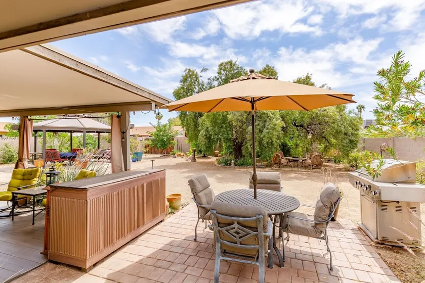 Comfort with outdoor paradise - Image 1