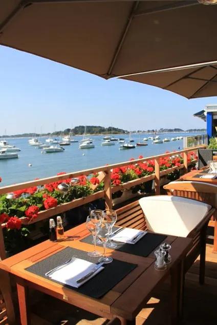 Hotel Restaurant Les Venetes - Image 1