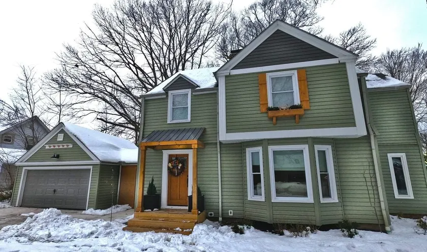 Modern Farmhouse 3br + full basement - Image 1