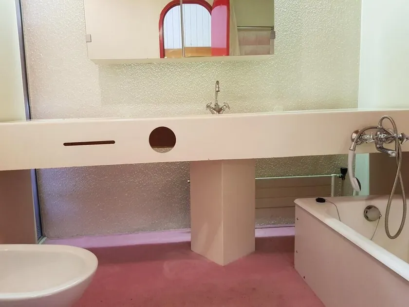 Overfladeareal: ca. 30 m² 4. sal. Orientering: Syd. Bjergudsigt - Image 1