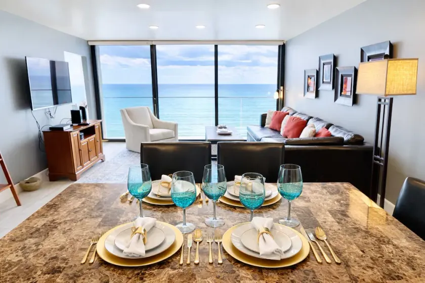 Luxury Oceanfront Condo - Image 1