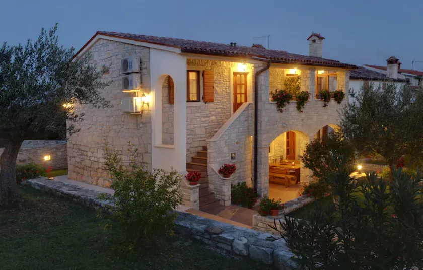 HOLIDAY HOUSE MANUEL- Istrian stone house in a quiet resort next to the sea - Image 1