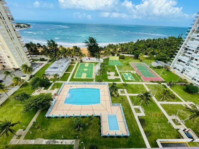 BEACH FRONT 15th Floor Studio w/ POOL & PARKING @ PLAYA AZUL 2 - Image 1