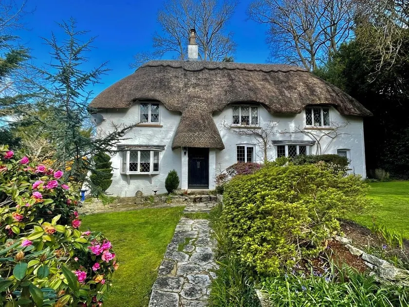 Ferienhaus mit Garten und Grill - Image 1