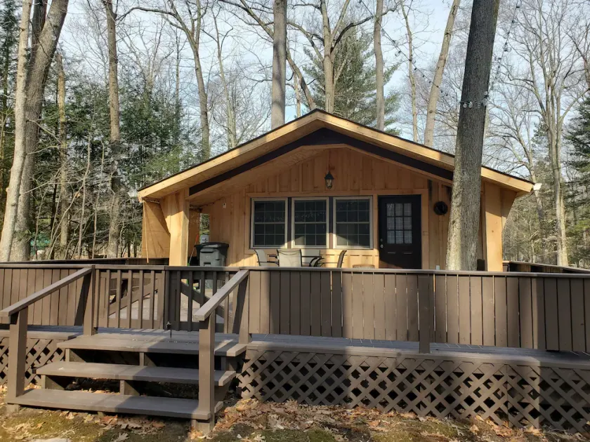 Linn Run Hideaway Cabin - Image 1