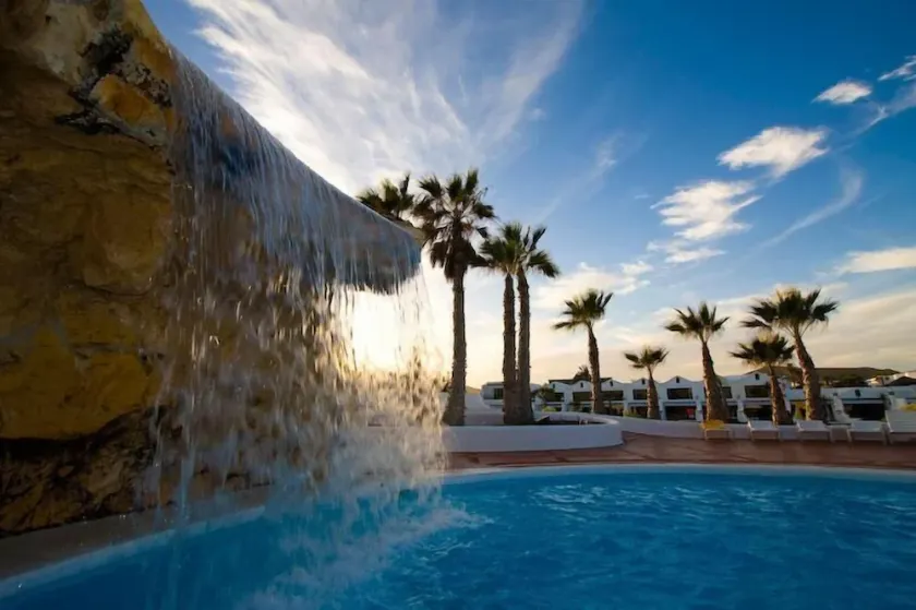 Villa de vacances avec piscine partagée à Costa Teguise, Las Cucharas - Image 1