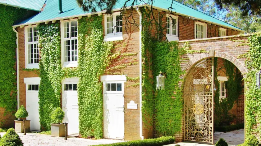 The Carriage House -  3 night discount for Easter 2026 - Image 1