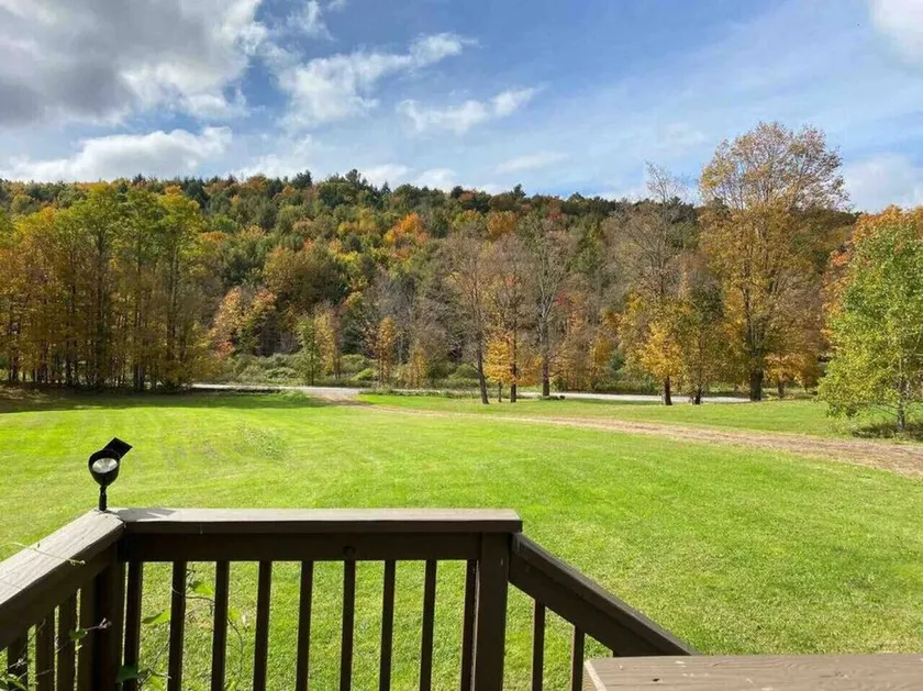 South Gilboa · 5 BR home between Windham & Plattekill Ski Centers - Image 1