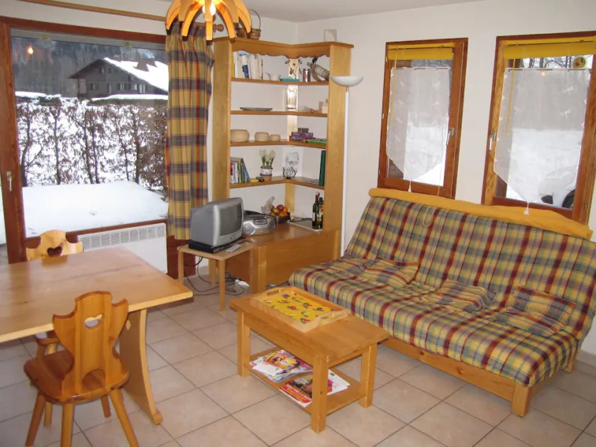Apartment on the ground floor facing south in Samoëns of 43 m2 - Image 1