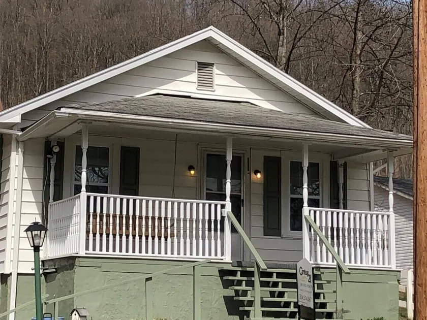 Hawks Nest Hideout - Image 1