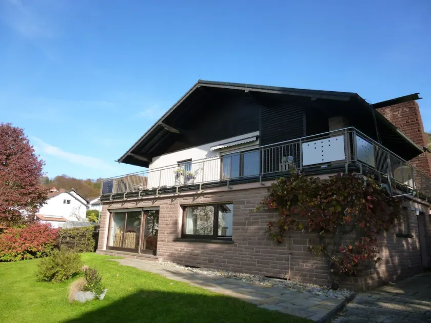 Apartamento mobiliado moderno no coração de Hessian Rhön - Image 1