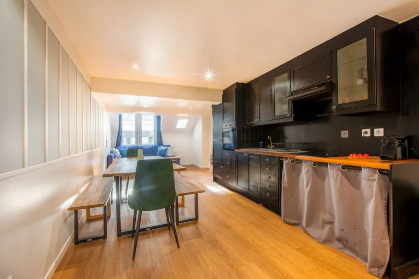 Lovely Luxury Duplex Heart OF Paris With Parking - Image 1