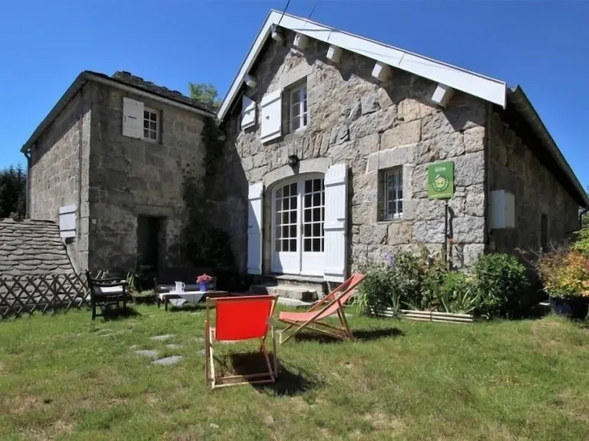Charming Cottage with Terraces in Scenic Le Chambon-sur-Lignon - Image 1