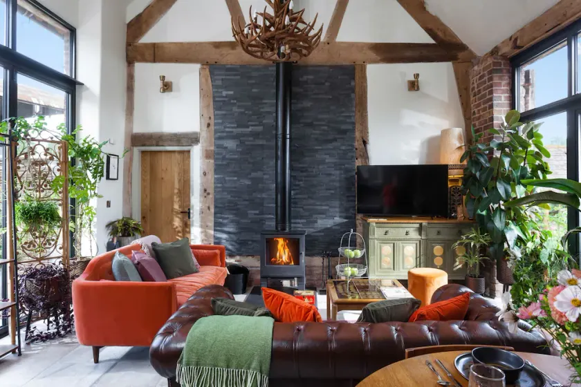 The Forge - Beautiful Contemporary Barn - Hot Tub - Image 1