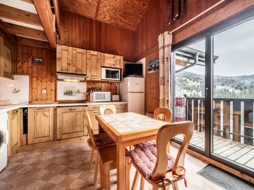 Chalet mitoyen Les Gets 6 pers. - Balcon Sud, Garage, Wi-Fi, Animaux admis - Image 1