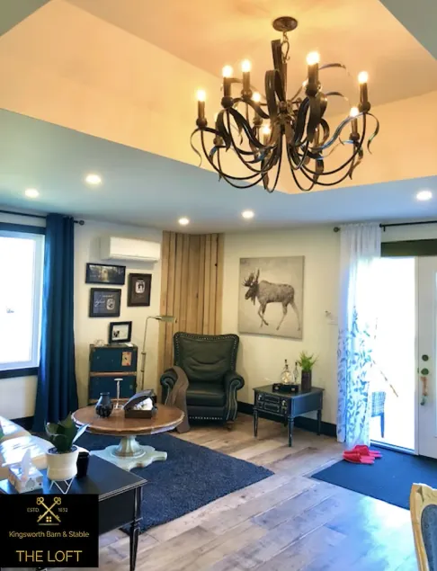 THE LOFT an UPSCALE RUSTIC 2 Bedroom 2 Washroom Private Guest House on 16acres. - Image 1