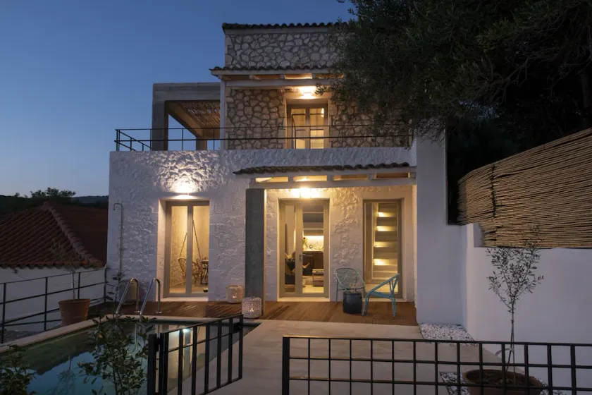 High standard vacations at the Mediterranean - Image 1