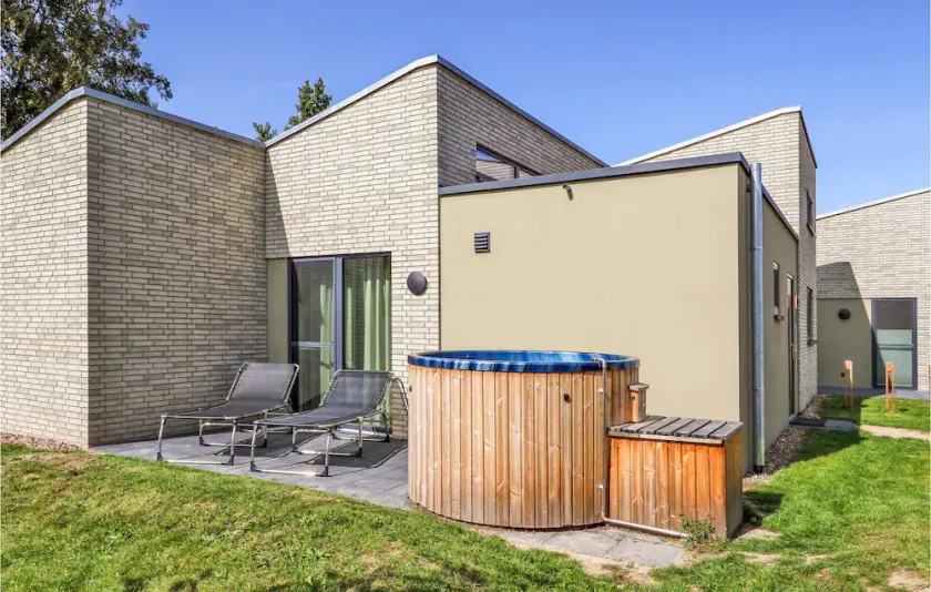 Awesome Home In Lembruchdümmer See With Sauna - Image 1