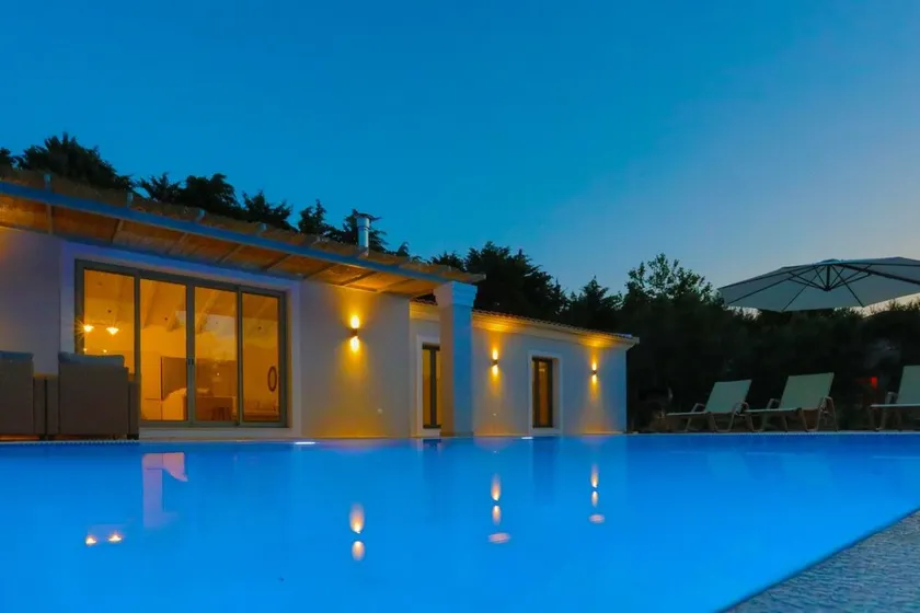 Villa Jupeter - Image 1