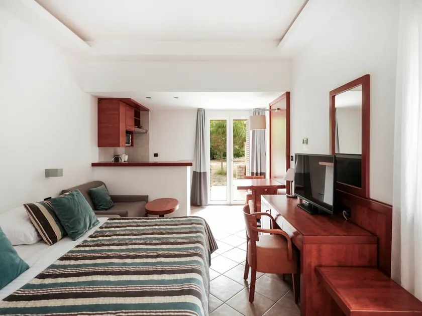4 * apartments superior / 2pax studio-n - Image 1