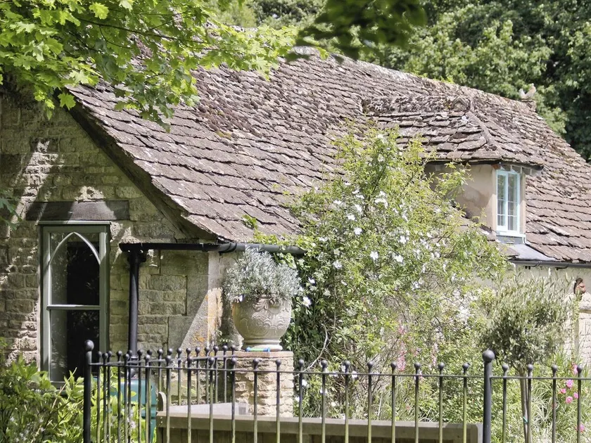 The Downs Barn Lodge - Image 1