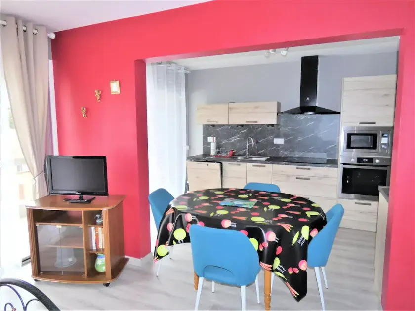 Residence L'elvire - Very functional accommodation in lively neighborhood! - Image 1