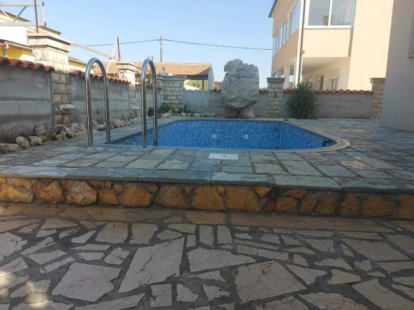 House Levanat (90851-K1) - Kakma - Image 1