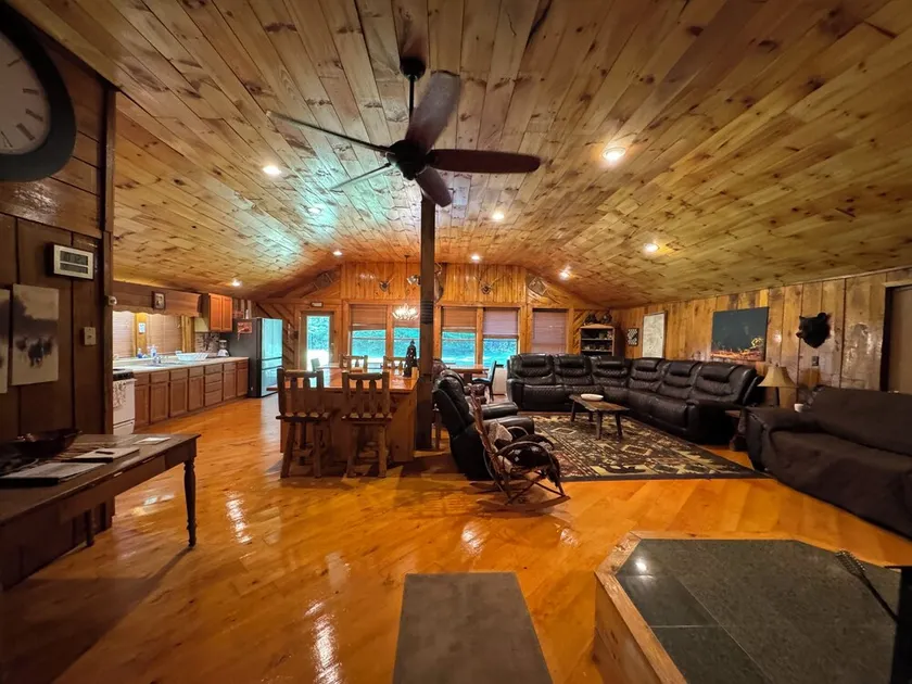 Adirondack Mountain Lodge - Image 1