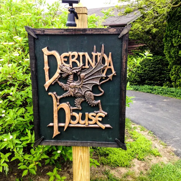 Derinda House Bed and Breakfast - Image 1