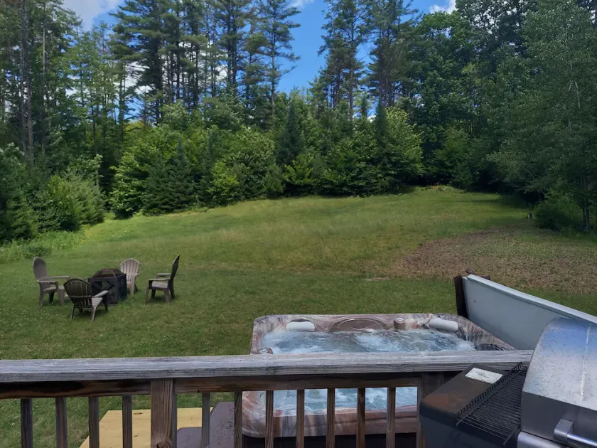 NEW for 2024, 6 person hot tub. Spacious country home with large back yard. - Image 1