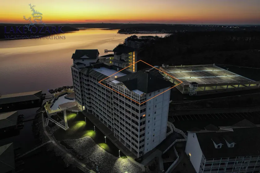 The Luxury High-Rise Lake Life! PENTHOUSE UNIT @ THE TOWERS: Indoor Pool, HotTub - Image 1