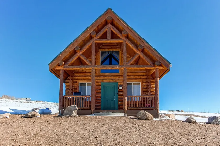 Kenosha Log Cabin with Beautiful Mountain View’s  - Image 1