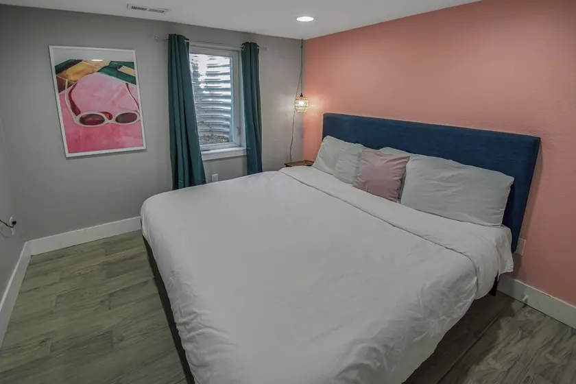 Private Two-Bedroom Lower Unit in Denver - Image 1